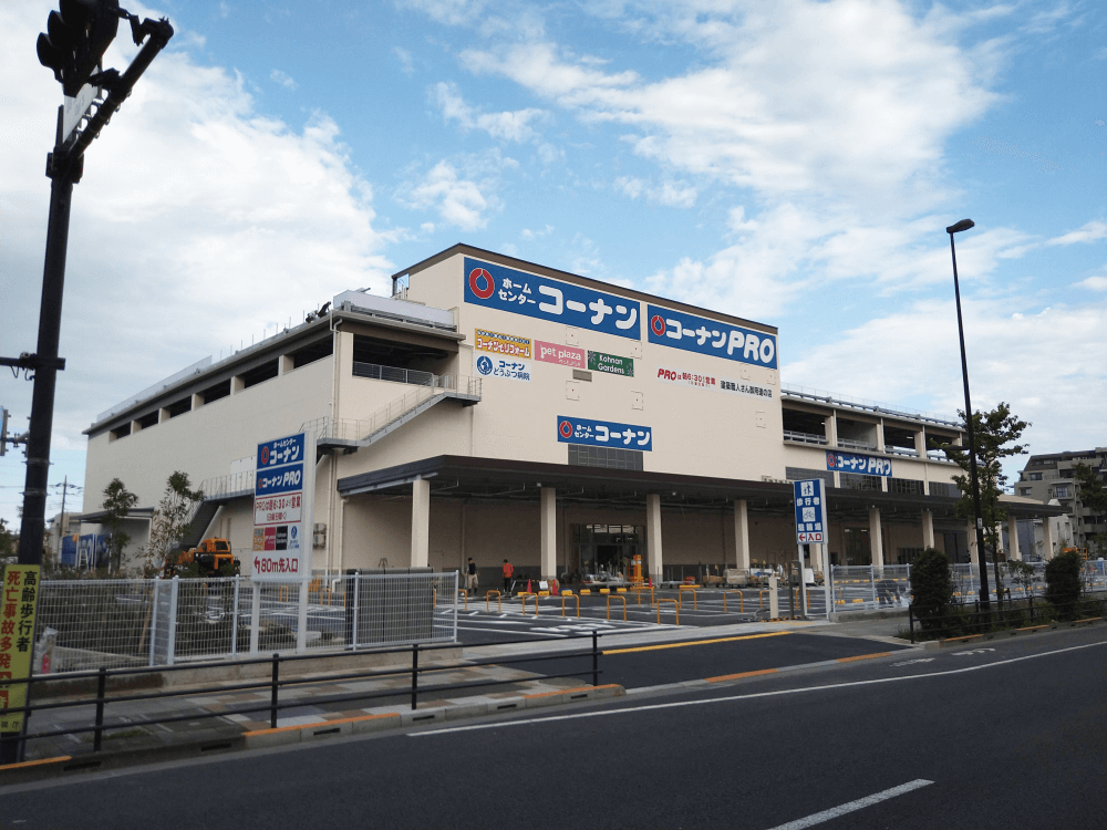 ホームセンター内装03